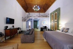 Гостиница Santa Chiara Boutique Hotel  Неаполь